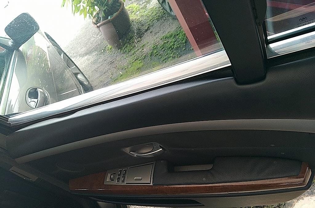 VAR9958 BMW 730LI LIMOUSINE (A)