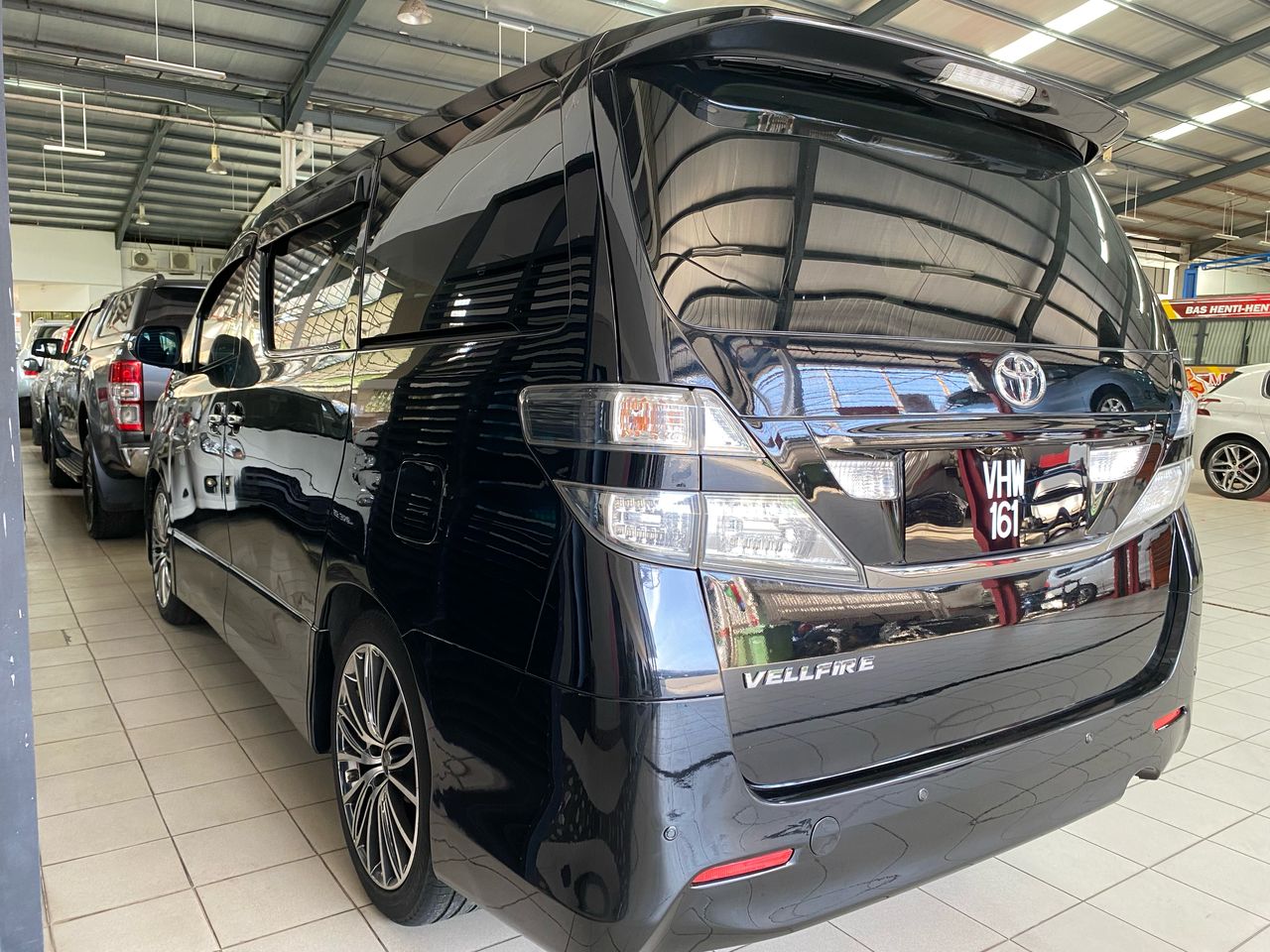 VHW161 TOYOTA VELLFIRE 2.4 (A)