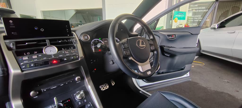 UNREGISTER LEXUS NX300 F SPORT