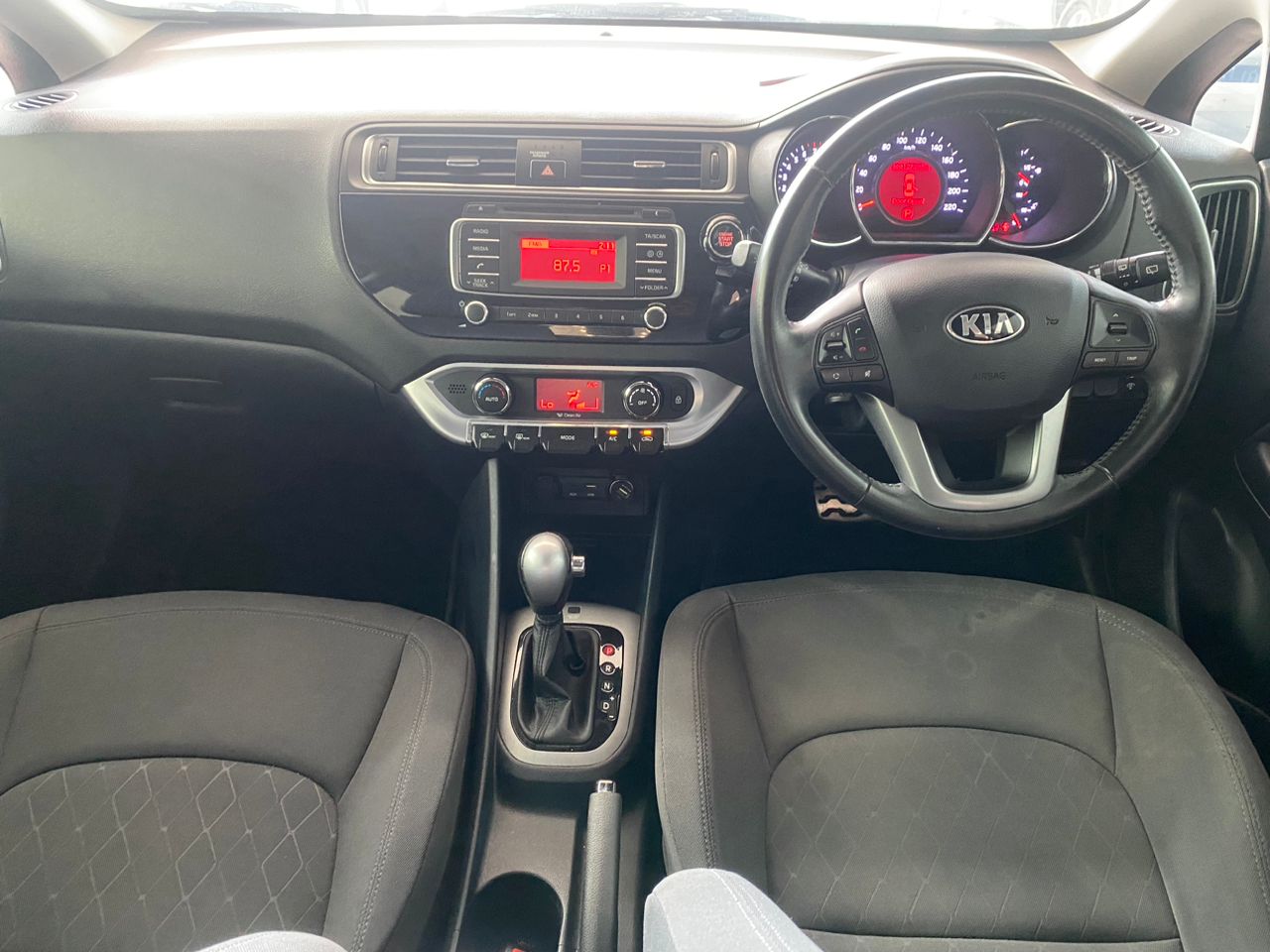 JMD3456 KIA RIO UB