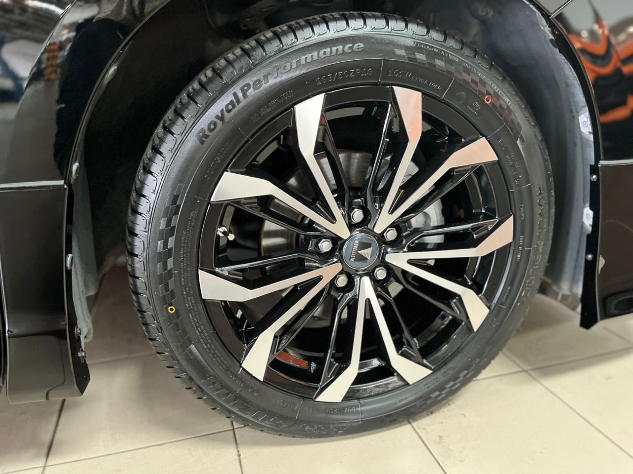 TOYOTA ALPHARD 2.5