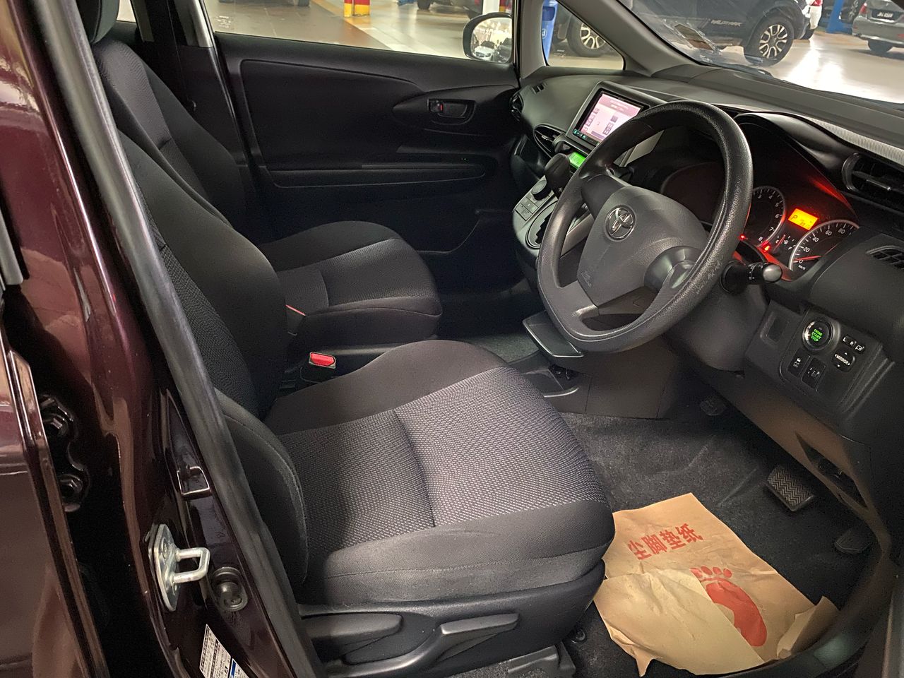 VHJ2851 TOYOTA WISH