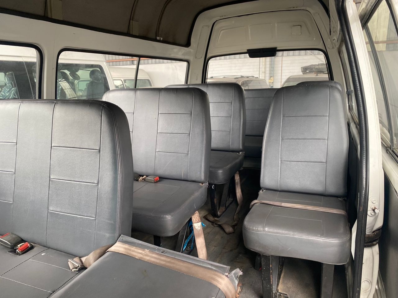 JUA5020 ERA JINBEI 2.2 PETROL WINDOW VAN