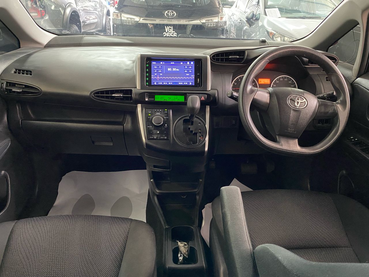 VGL2690 TOYOTA WISH 1.8X 4WD