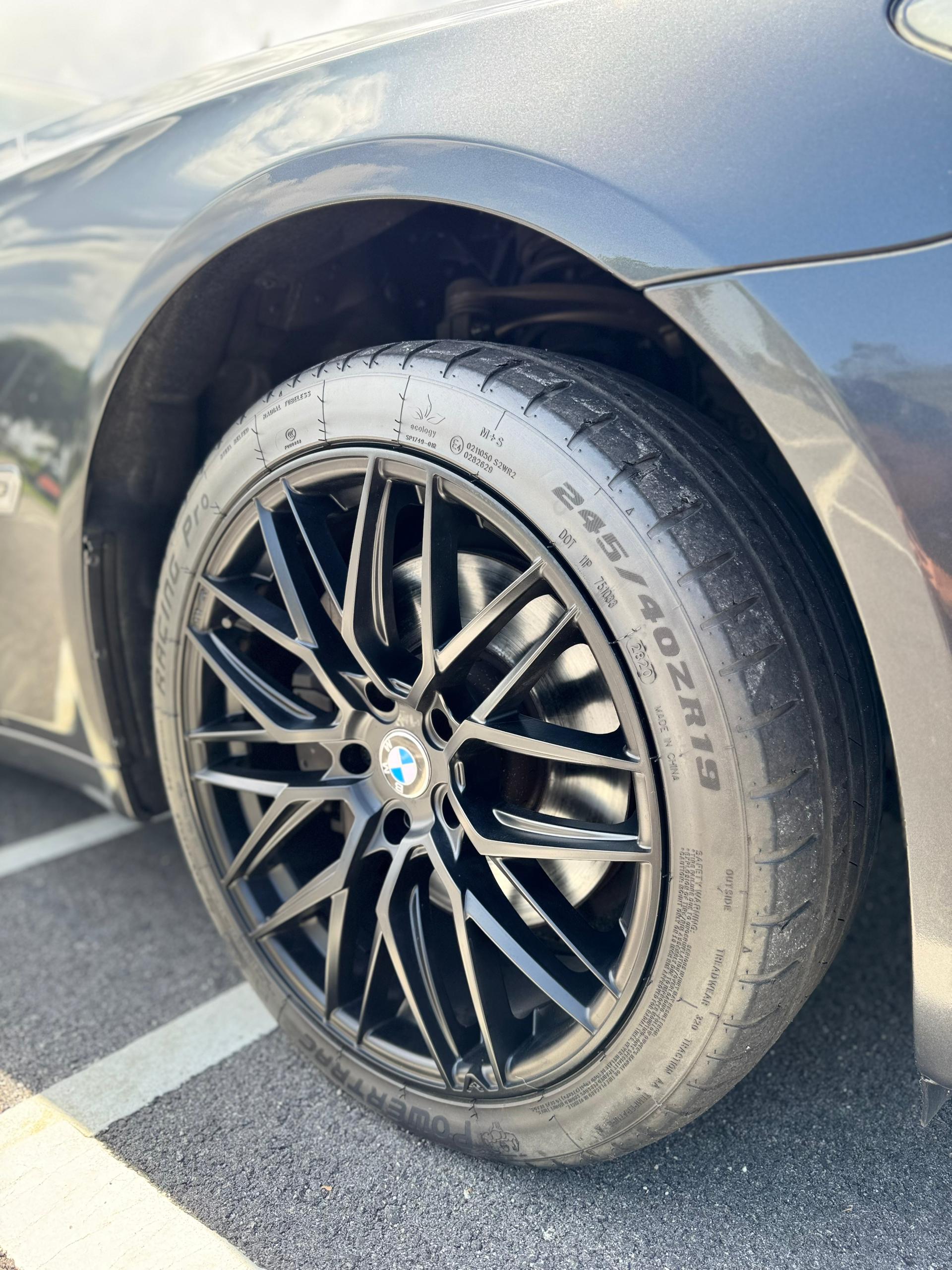 WVB168 BMW 730Li LIMOUSINE