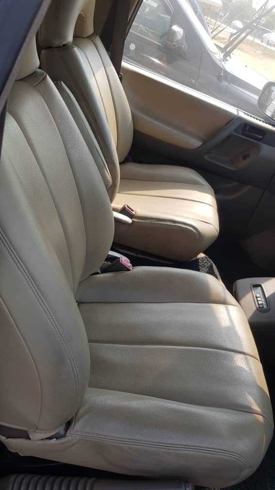 TOYOTA ESTIMA 2.4