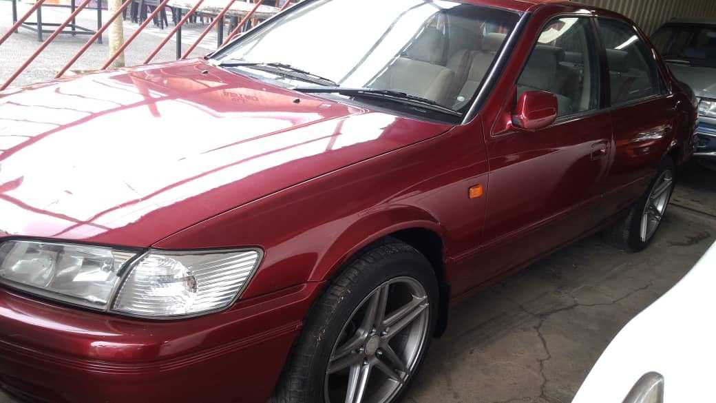 Toyota camry 2.2 (A)