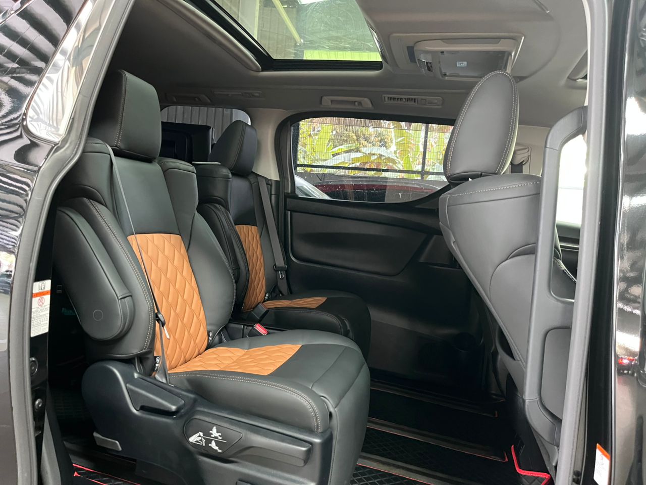 TOYOTA ALPHARD 2.5