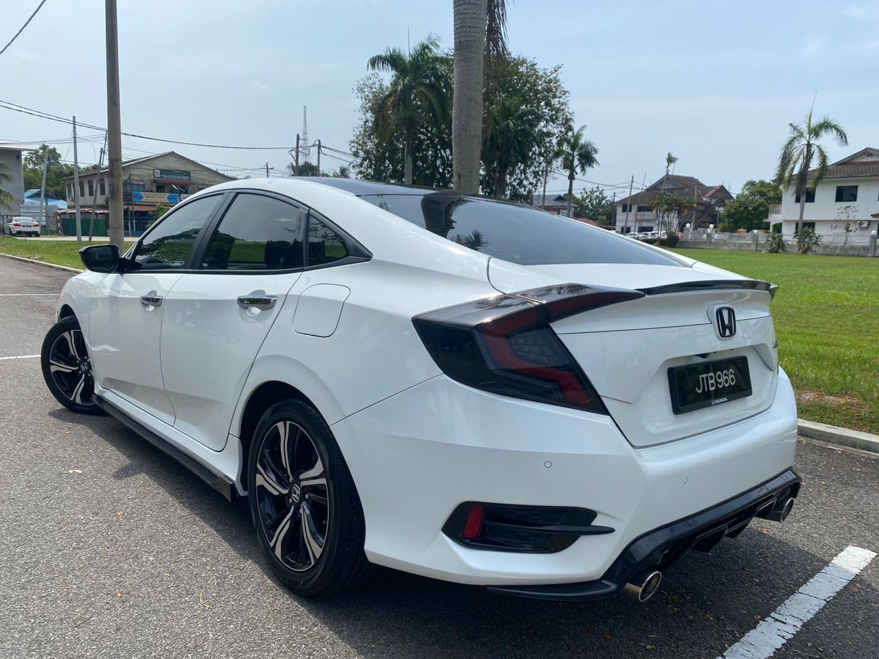 JTB966 HONDA CIVIC 1.5 TC-P