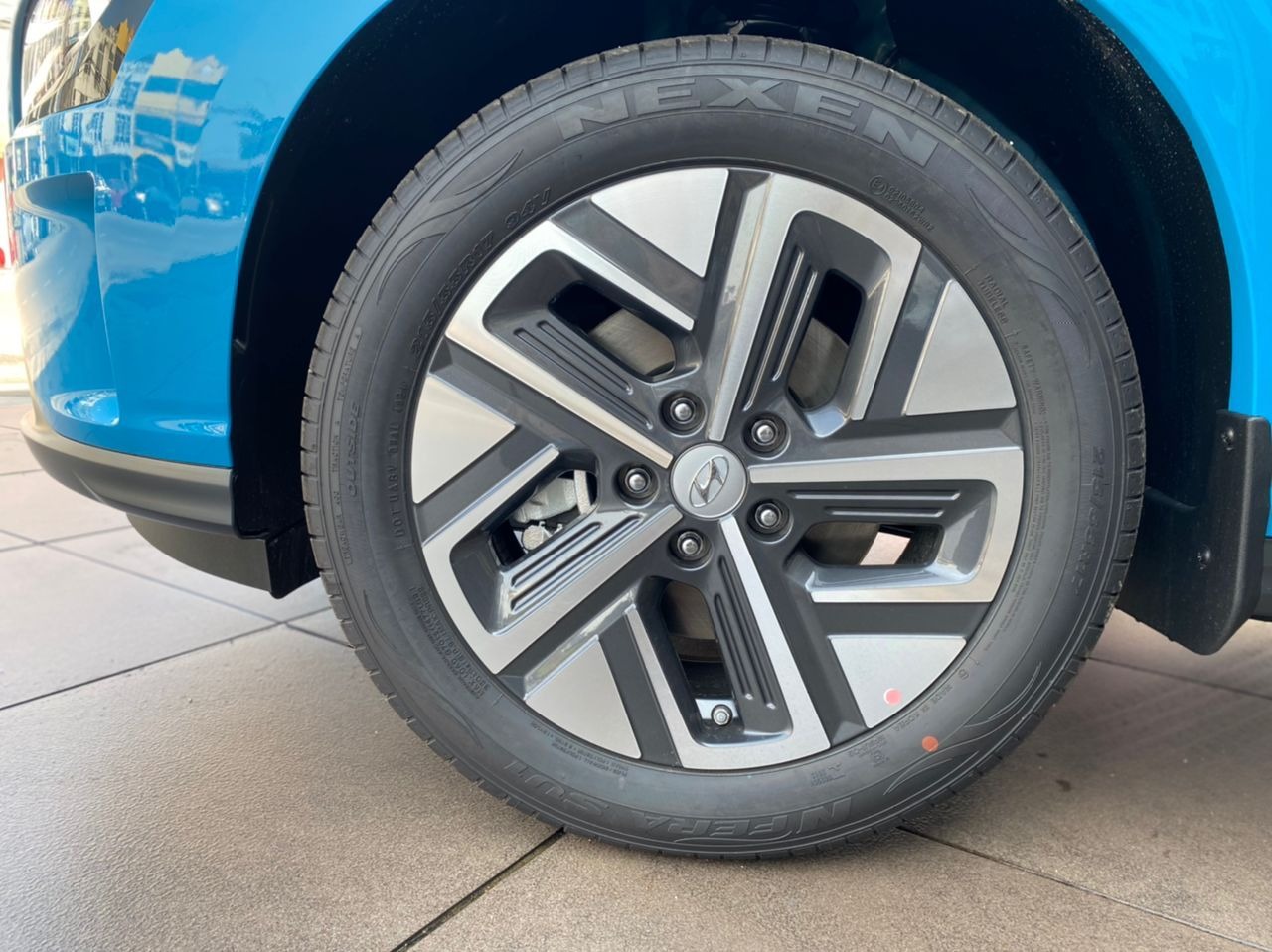 U1155 HYUNDAI KONA EV
