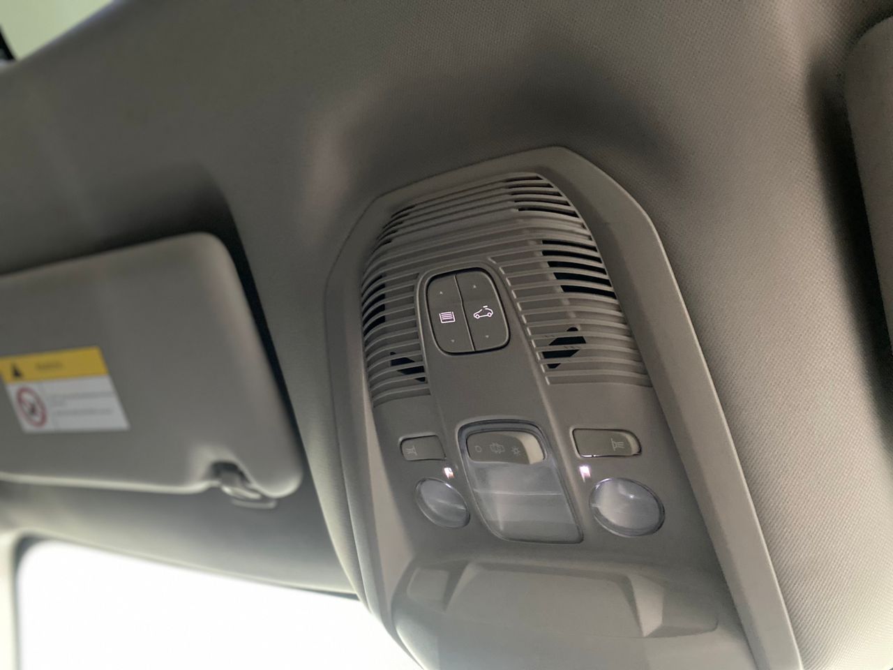 AMC2080 PRE-OWNED UNIT PEUGEOT 3008
