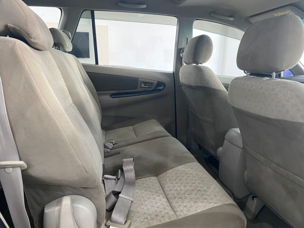 WC937C TOYOTA INNOVA 2.0E (M)