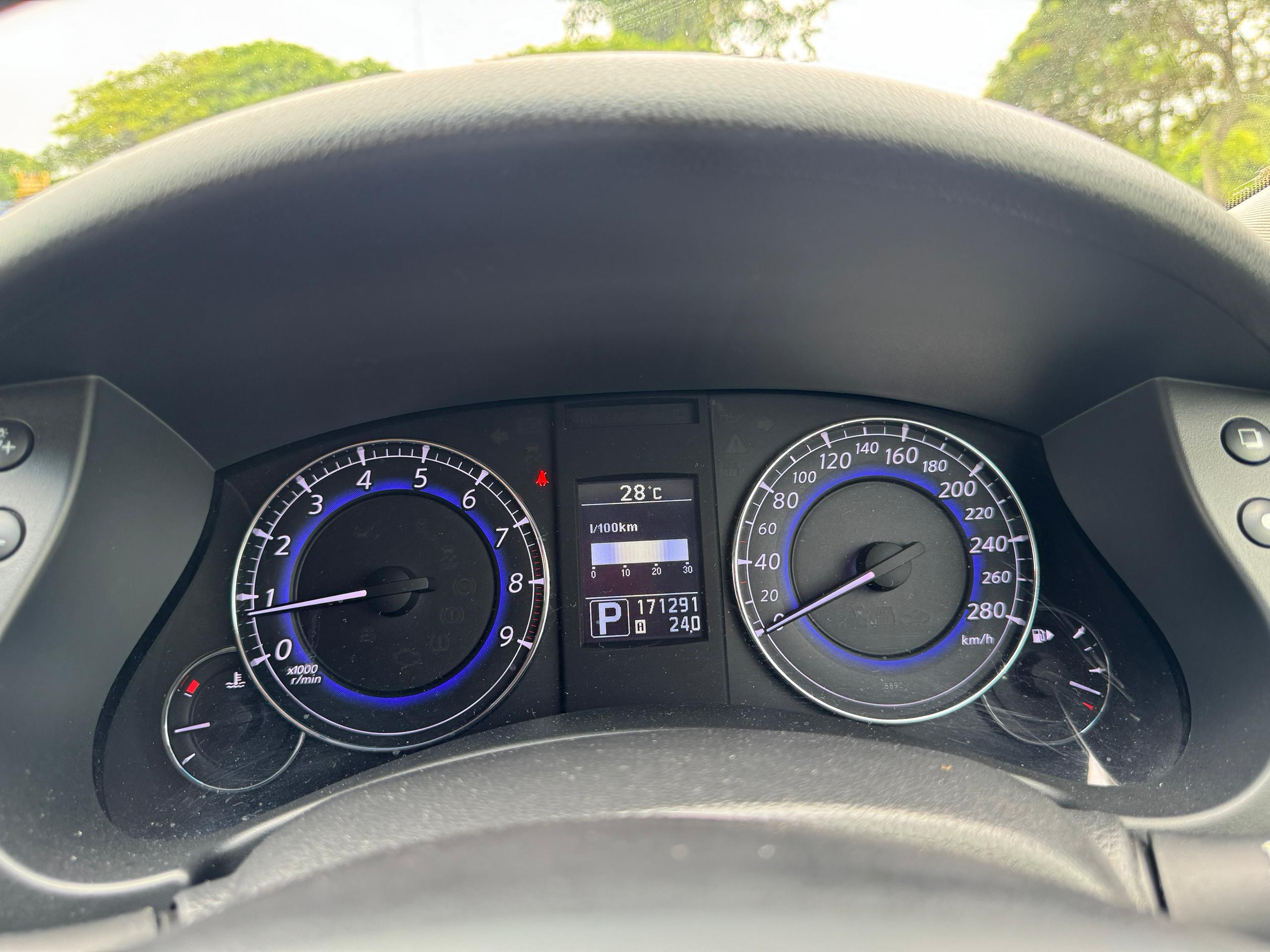 INFINITI EX25