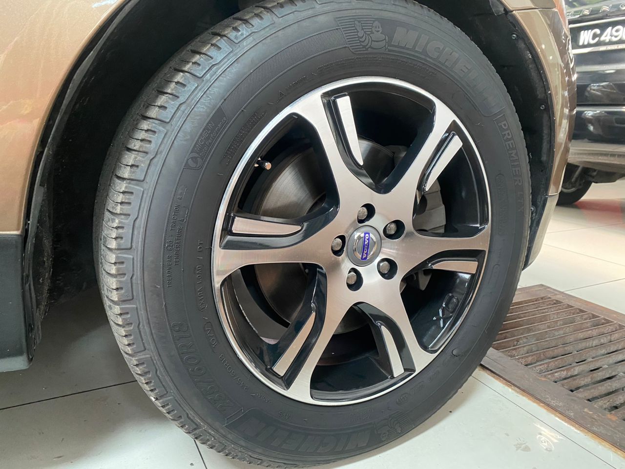 WSV383 VOLVO XC60 T6 AWD