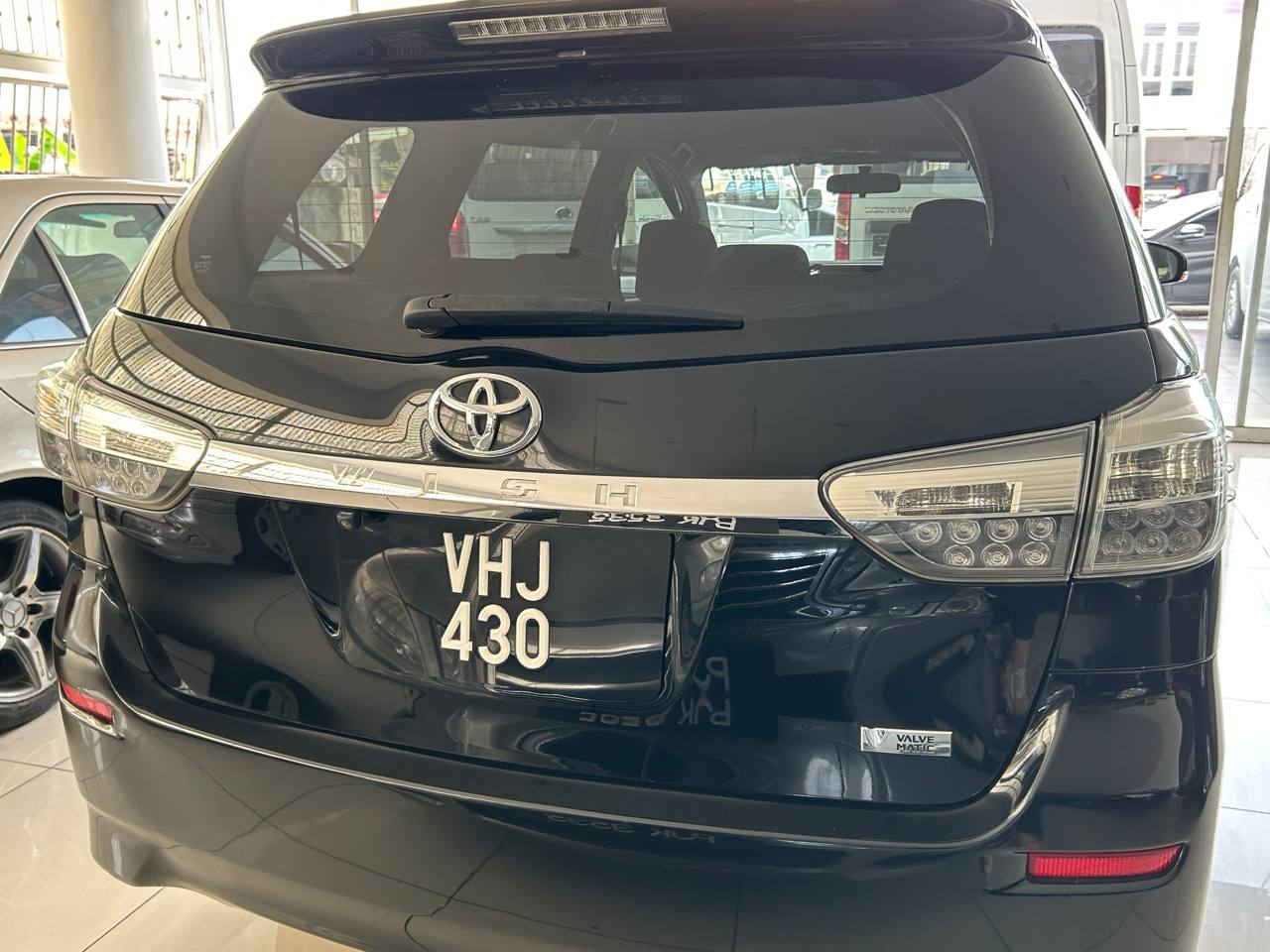 TOYOTA WISH