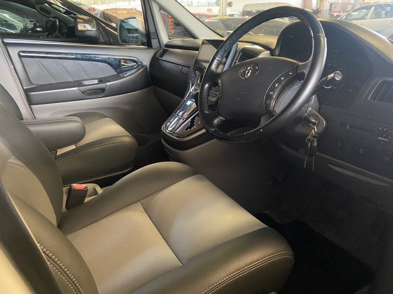 WA6144H TOYOTA ALPHARD 3.0