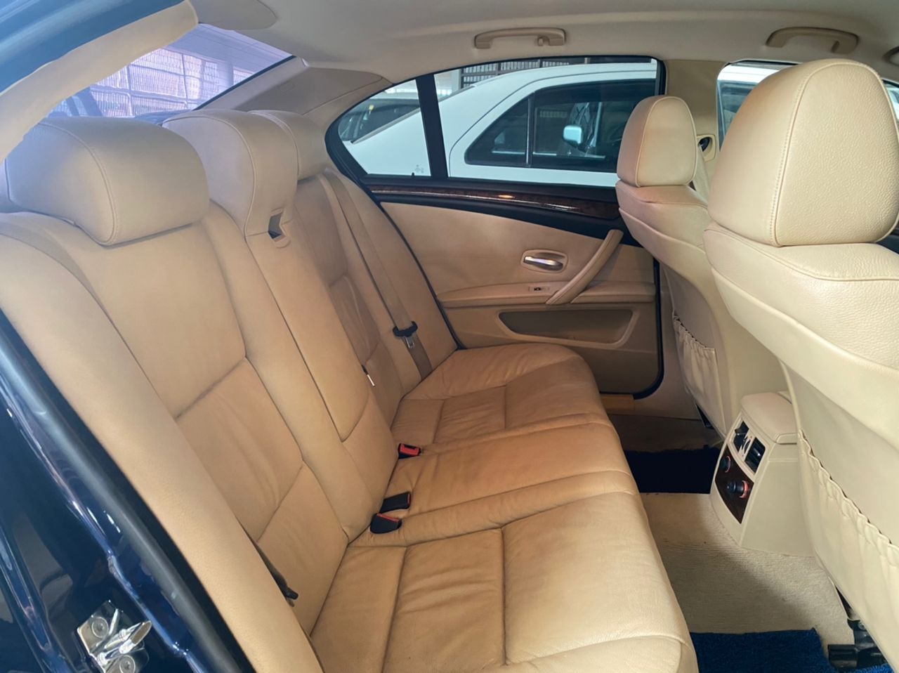 WXV1163 BMW 523I SE (A)