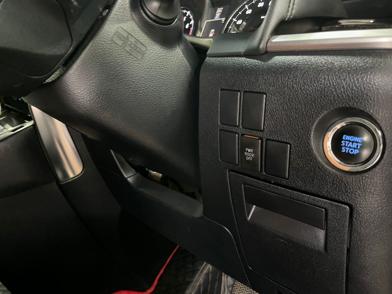 TOYOTA ALPHARD 2.5