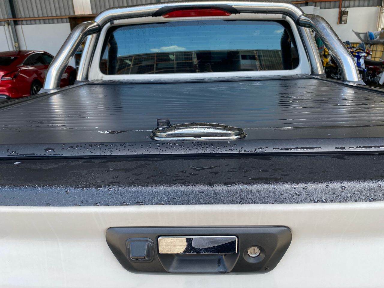 BQT1718 NISSAN NAVARA 2.5SE AT 4WD