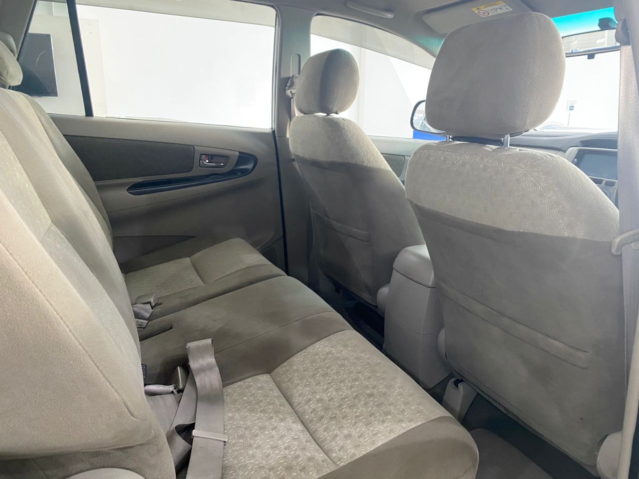 WC937C TOYOTA INNOVA 2.0E (M)