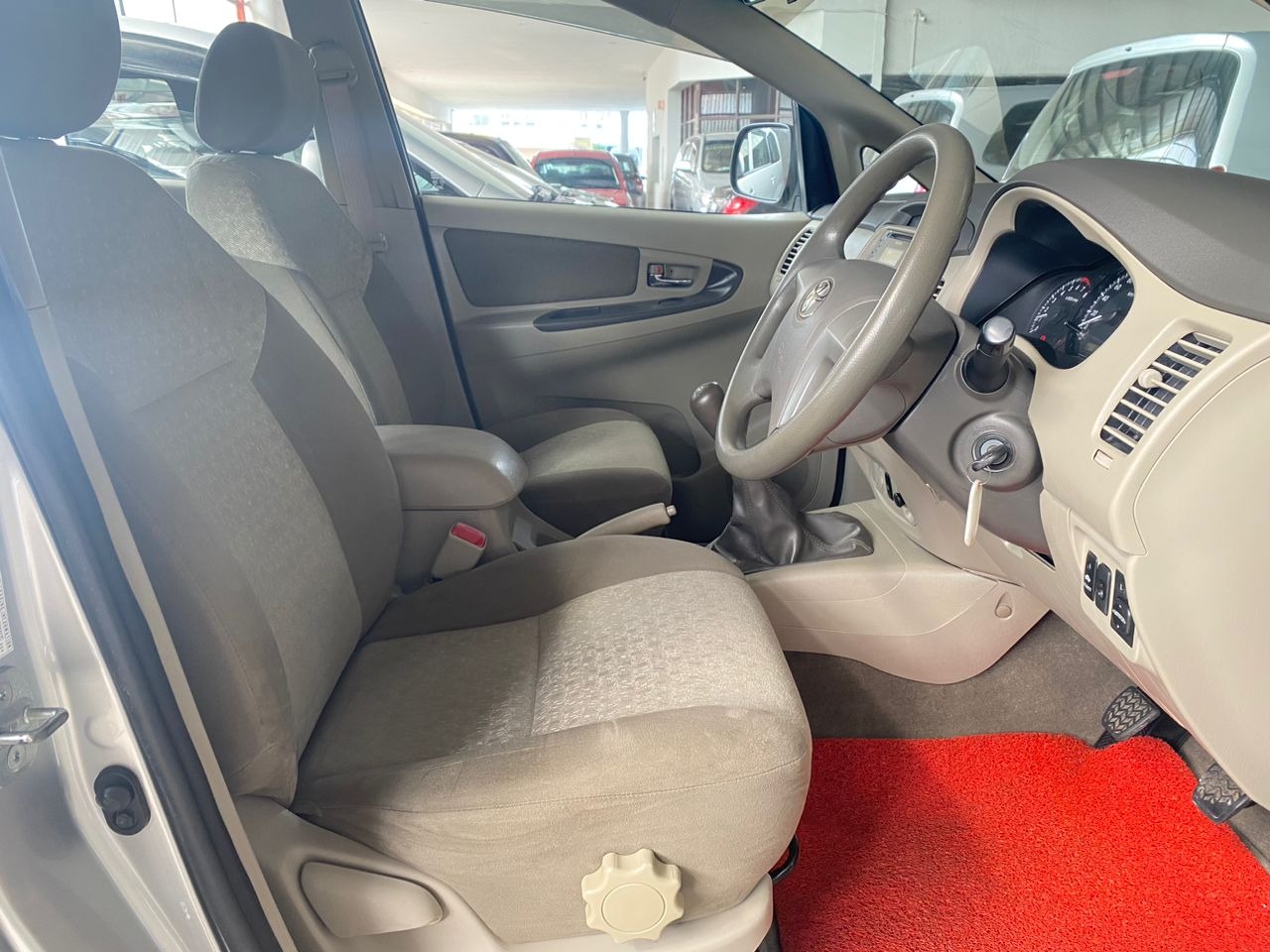 WC3628D TOYOTA INNOVA 2.0E (M)