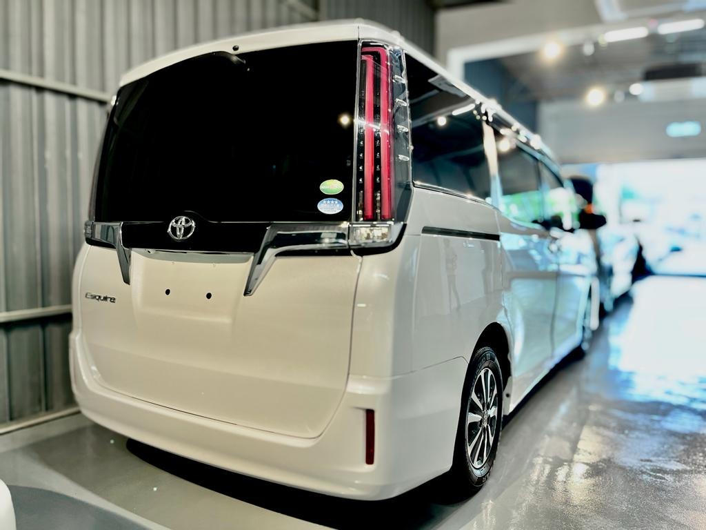 UNREGISTER TOYOTA ESQUIRE 2.0