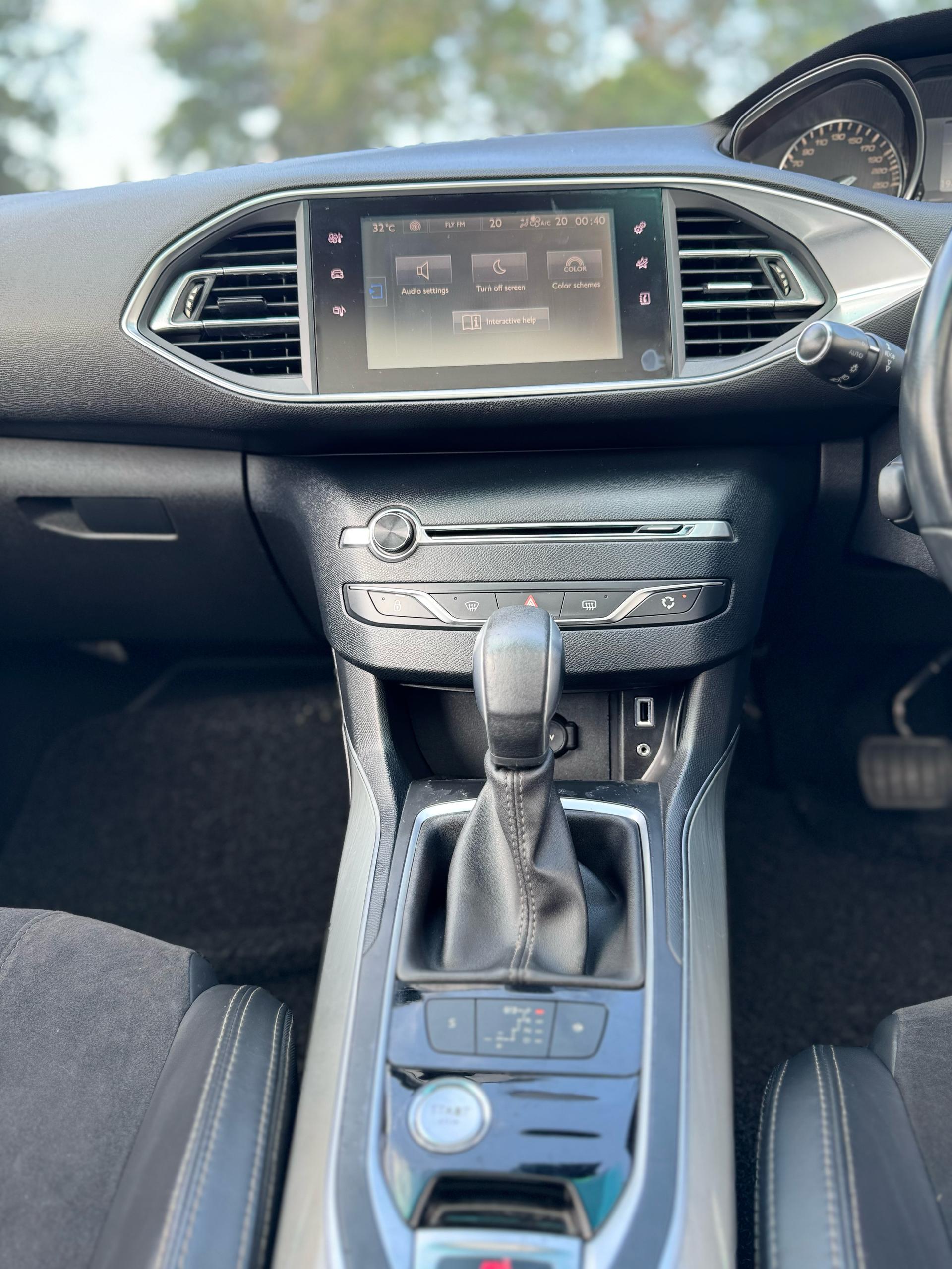 PEUGEOT 308 C.C 1.6L