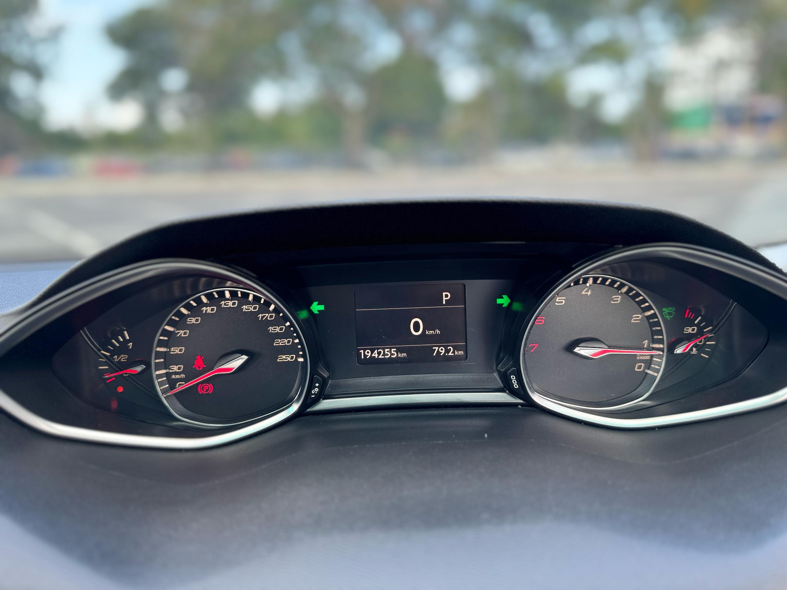 PEUGEOT 308 C.C 1.6L