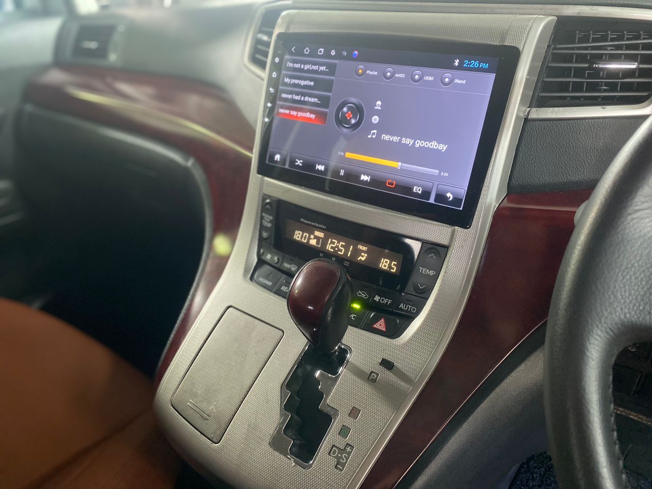 JSY9878 TOYOTA VELLFIRE 3.5 WELCAB