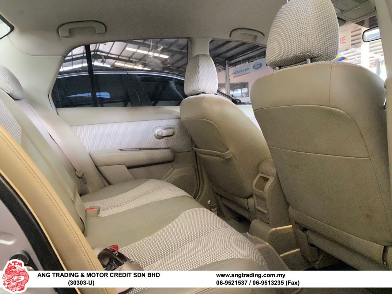 NBX8050 NISSAN LATIO 1.6 STI-L