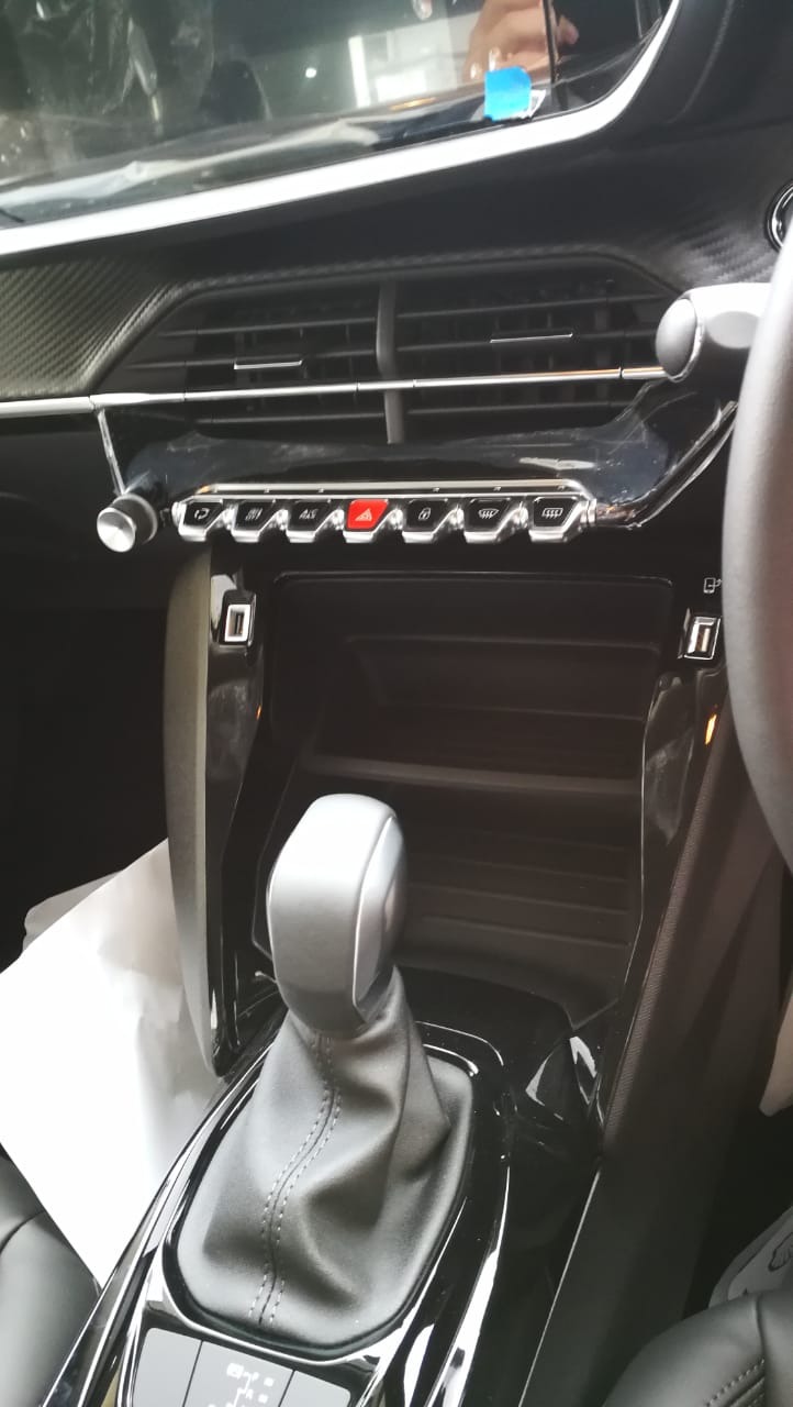 NEW PEUGEOT 2008