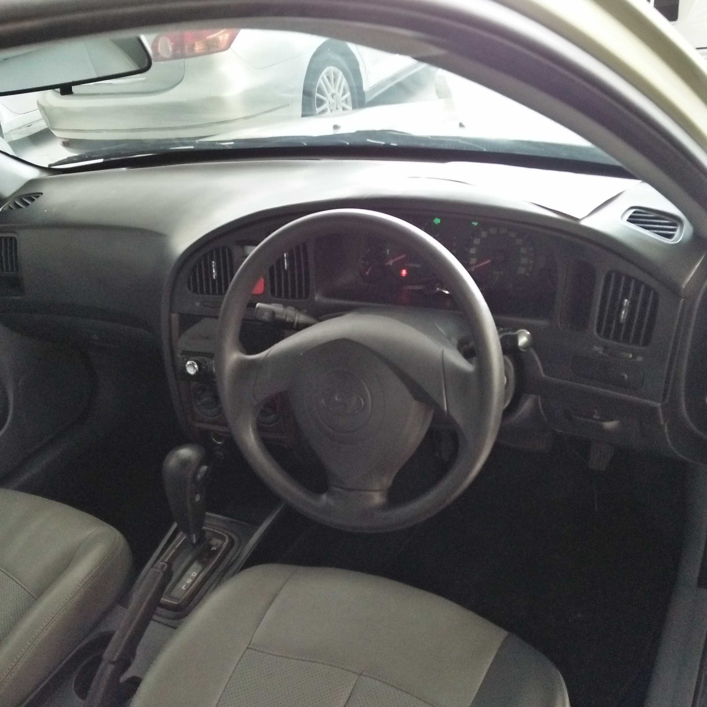 Hyundai Elantra 1.6