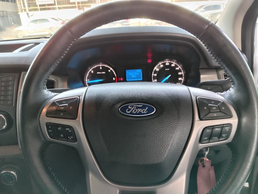 JRQ3090 FORD RANGER 2.2L XLT 4WD AT