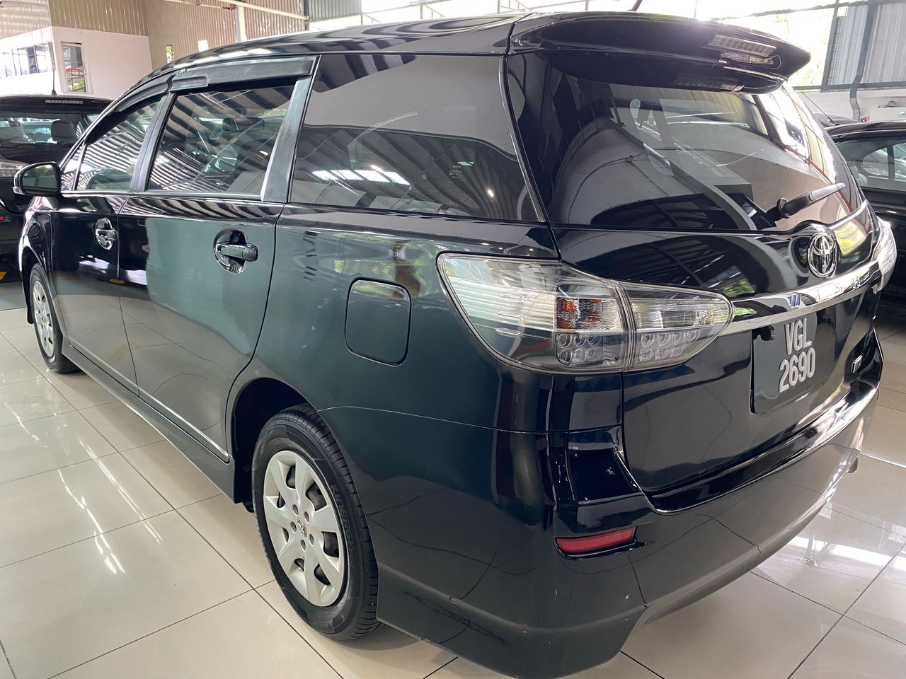 VGL2690 TOYOTA WISH 1.8X 4WD