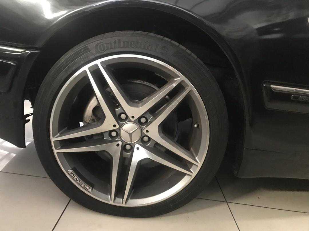 Mercedes Benz E300TD