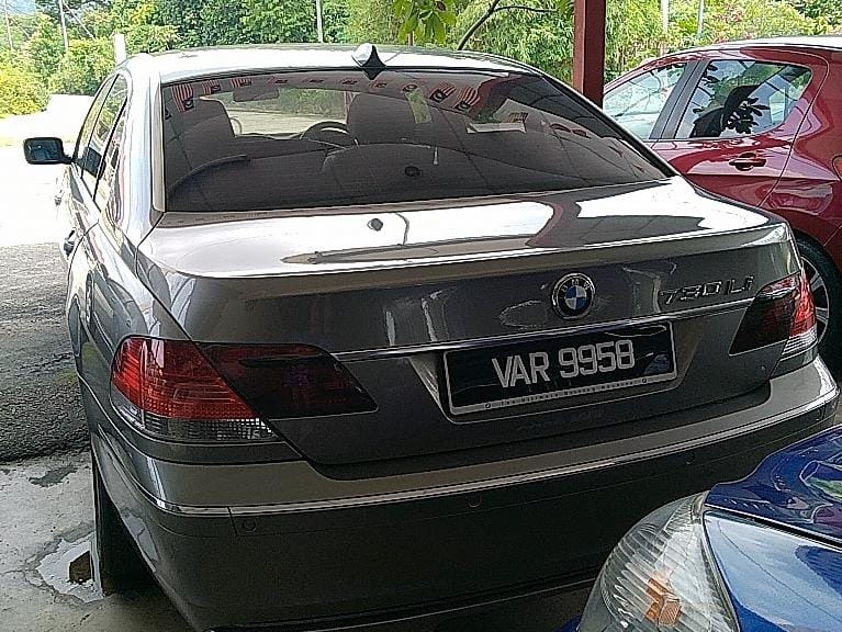 VAR9958 BMW 730LI LIMOUSINE (A)