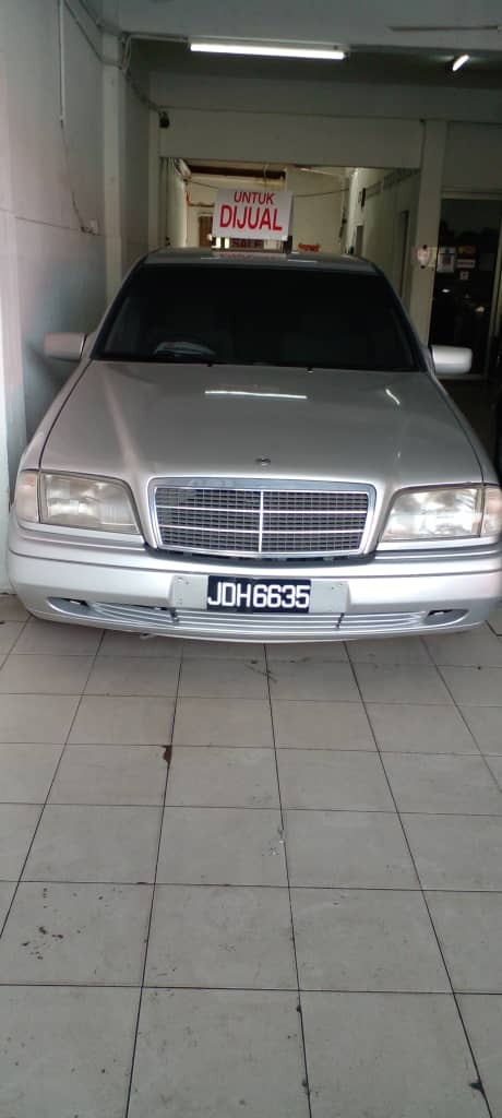 MERCEDES BENZ C200A