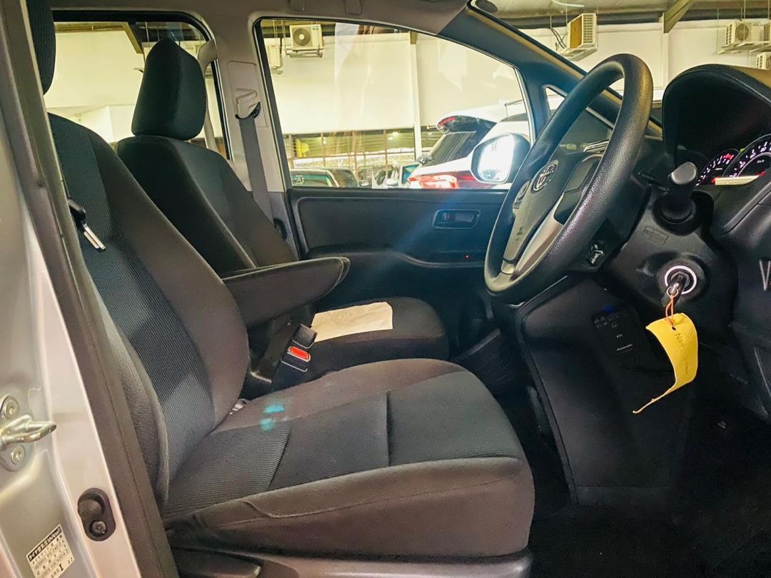 UNREGISTER TOYOTA NOAH 2.0