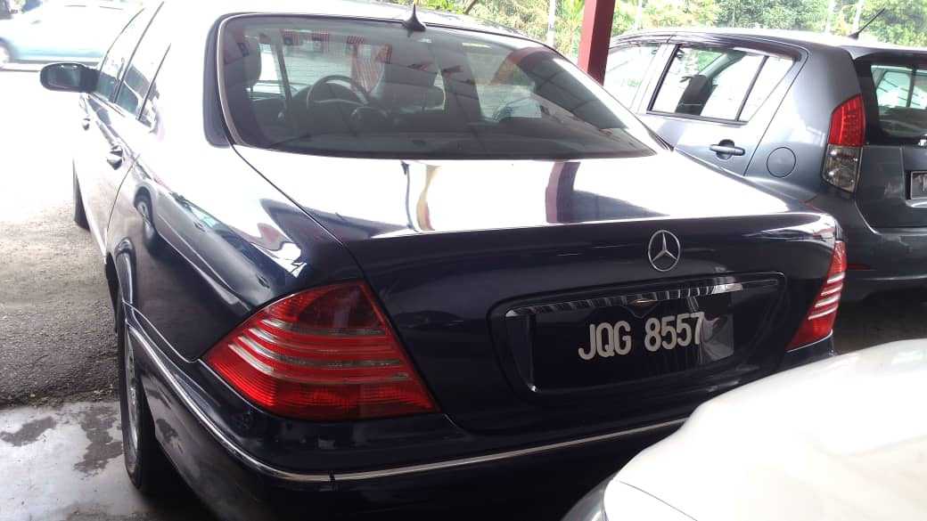 Mercedes Benz 320A