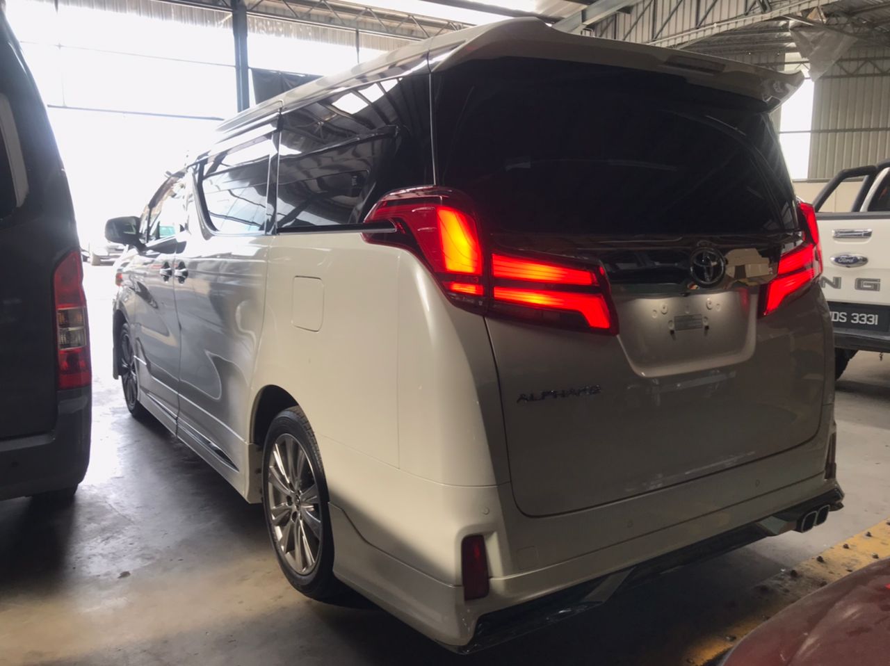 Unregister Toyota Alphard 2.5 SC