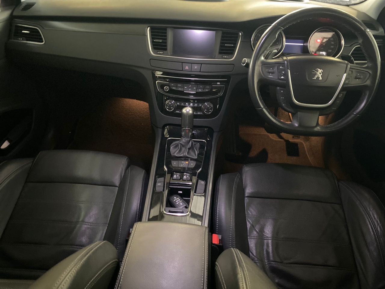 JVY8589 PEUGEOT 508 PREMIUM